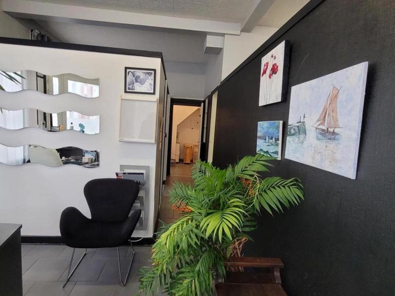 Maison - 141 m² - 8 pièces