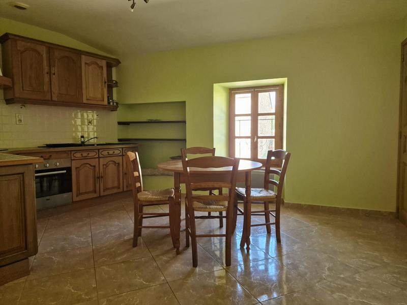 Maison en pierre - 188 m² - 6 pièces