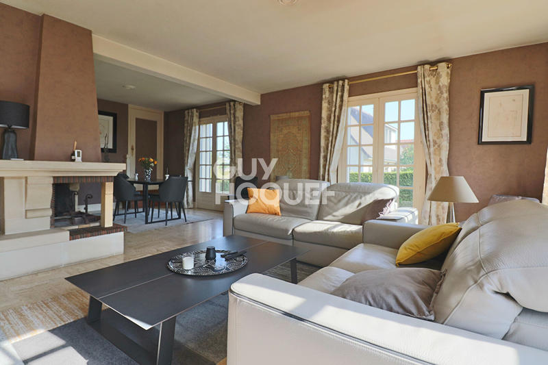 Maison - 188 m² - 6 pièces