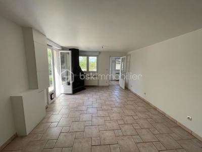 Maison - 121 m² - 5 pièces