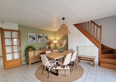 Maison - 180 m² - 10 pièces