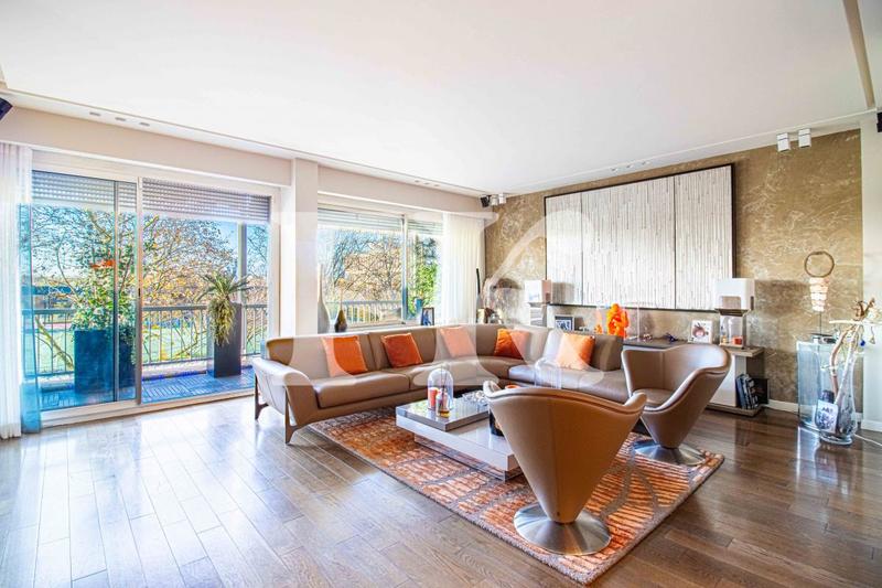 Appartement - 149 m² - 5 pièces