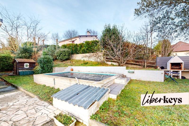 Maison - 140 m² - 6 pièces