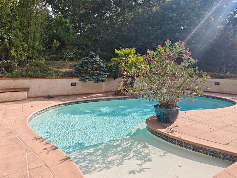 Maison - 147 m² - 7 pièces