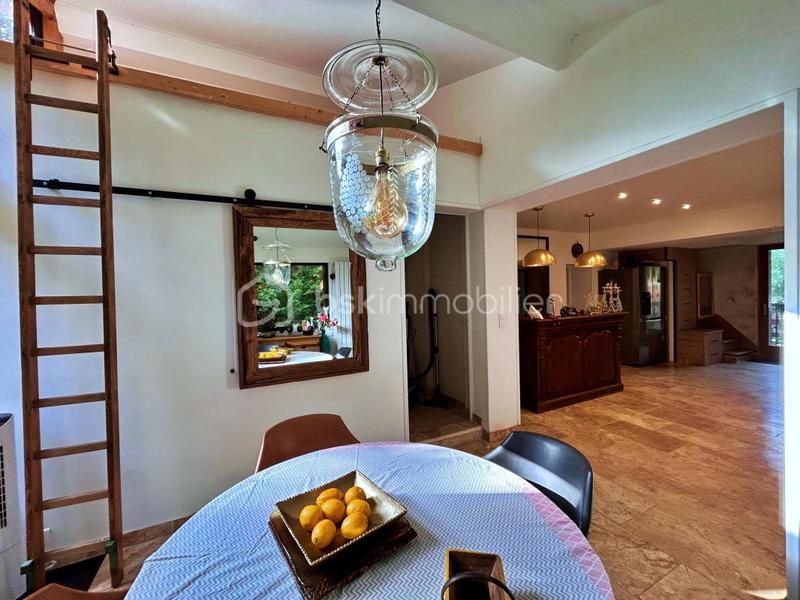 Maison ancienne - 170 m² - 6 pièces