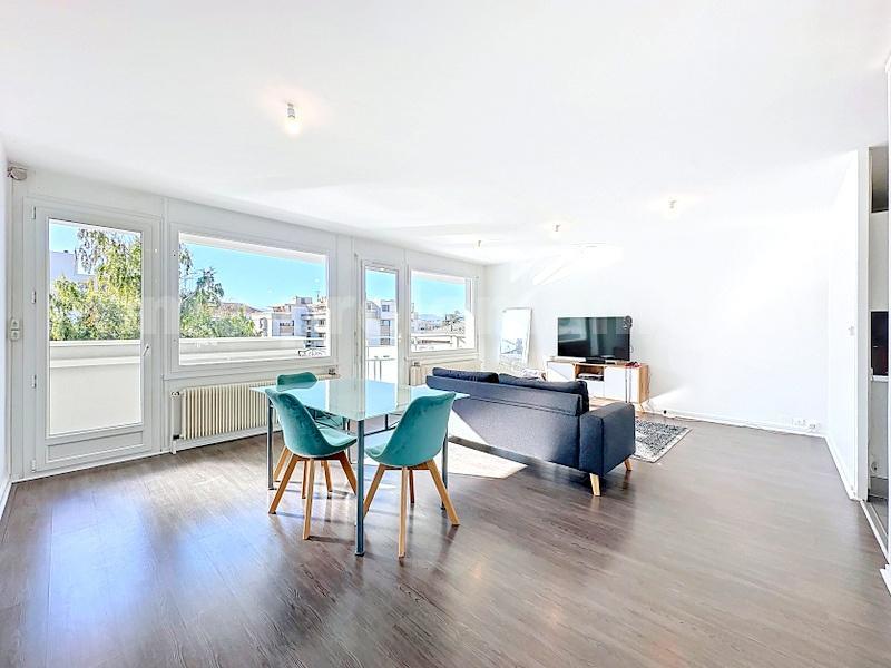 Appartement - 80 m² - 4 pièces