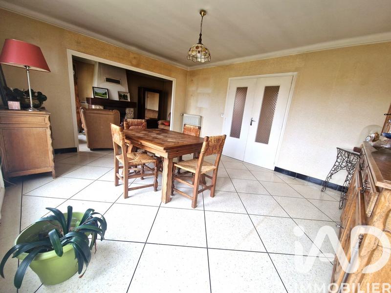 Maison - 141 m² - 7 pièces