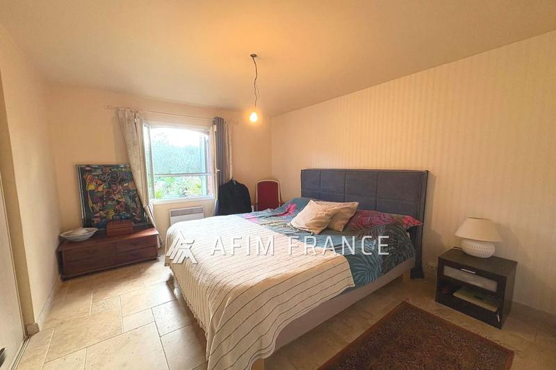 Villa - 142 m² - 5 pièces