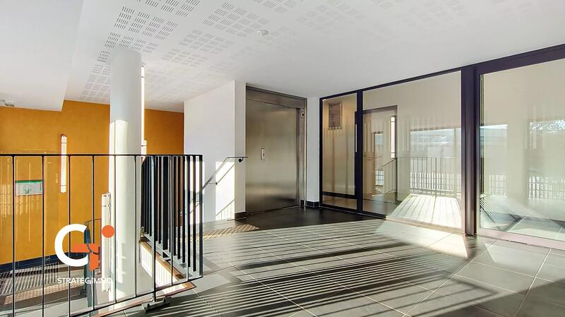 Appartement - 82 m² - 4 pièces