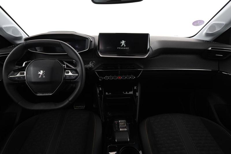 Peugeot 208 1.2 PureTech Roadtrip Eat8 100 ch