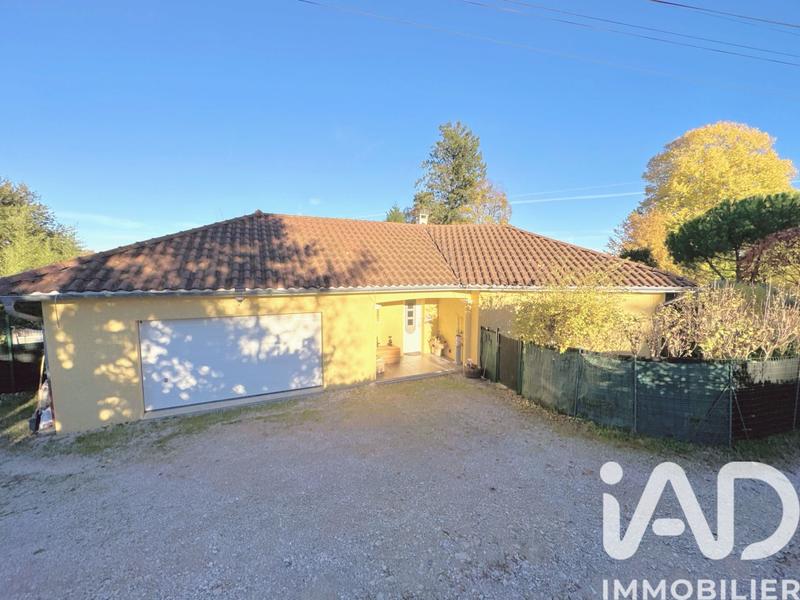 Maison - 140 m² - 5 pièces