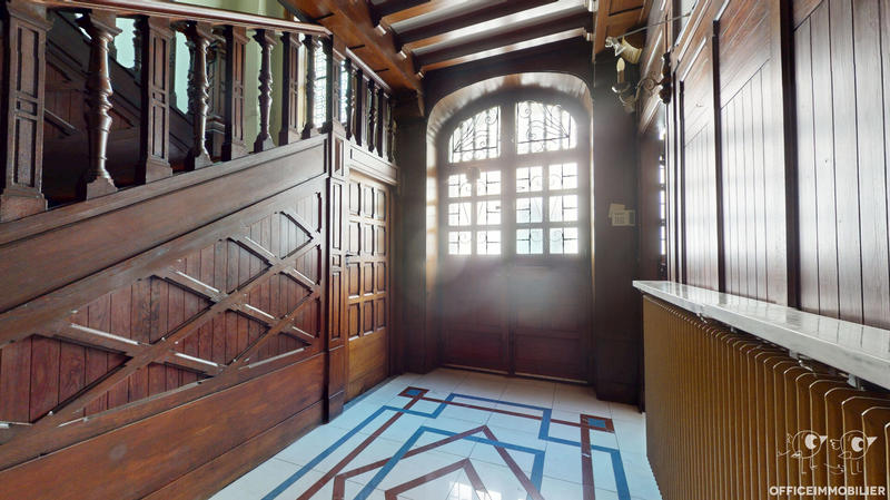 Appartement - 180 m² - 5 pièces