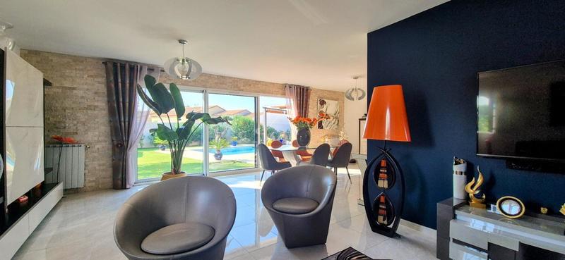 Villa - 158 m² - 6 pièces