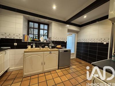 Maison - 159 m² - 5 pièces