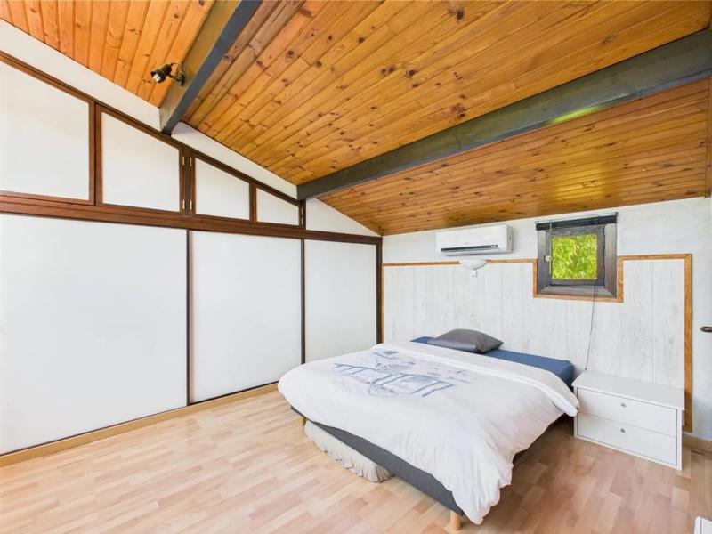 Propriété - 288 m² - 12 pièces