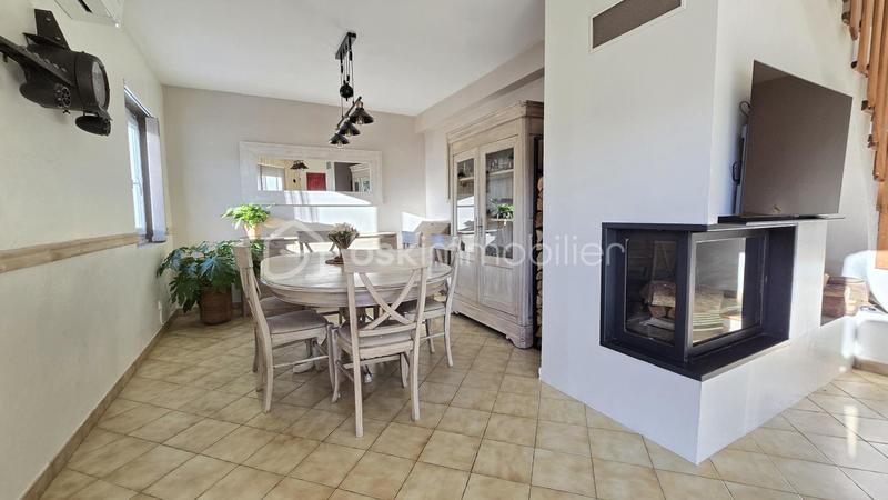 Maison traditionnelle - 100 m² - 4 pièces