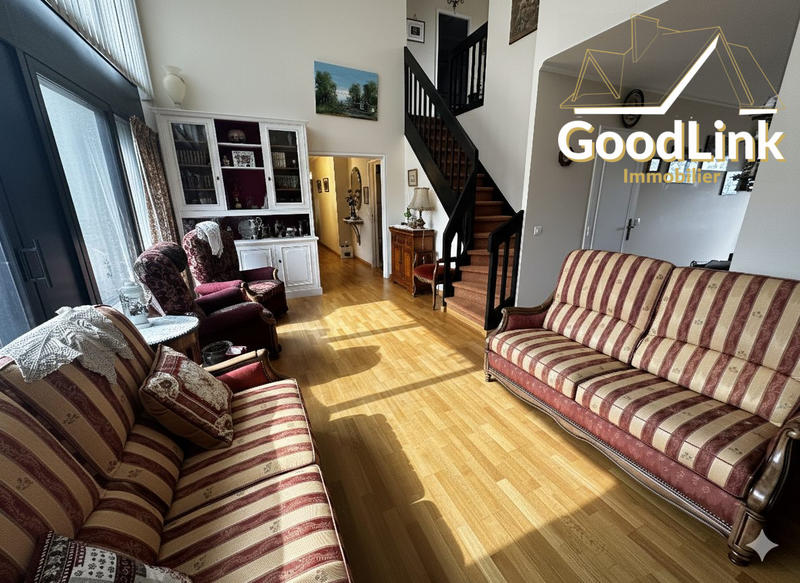 Appartement - 110 m² - 5 pièces