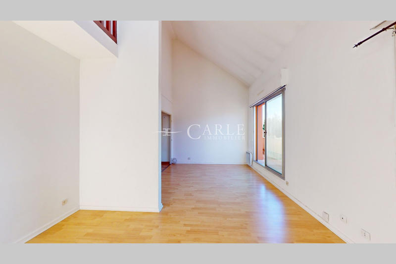 Appartement - 101 m² - 5 pièces