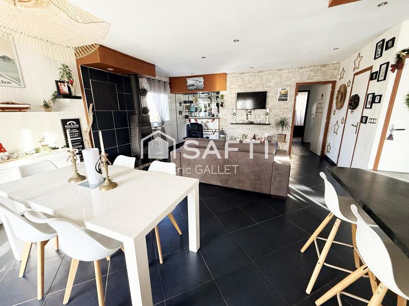 Maison - 210 m² - 8 pièces