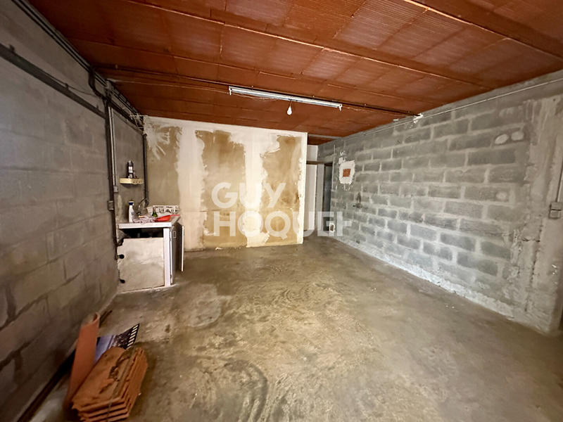 Maison - 171 m² - 9 pièces