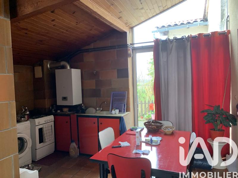 Maison - 495 m² - 4 pièces