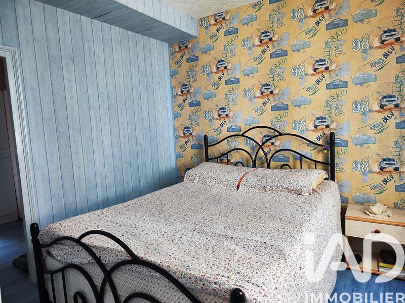 Maison - 122 m² - 7 pièces