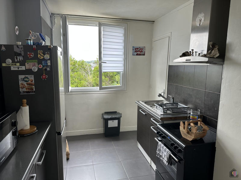 Appartement - 80 m² - 4 pièces