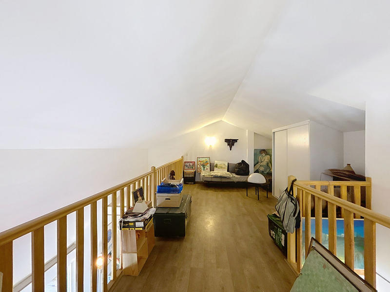 Appartement - 82 m² - 4 pièces