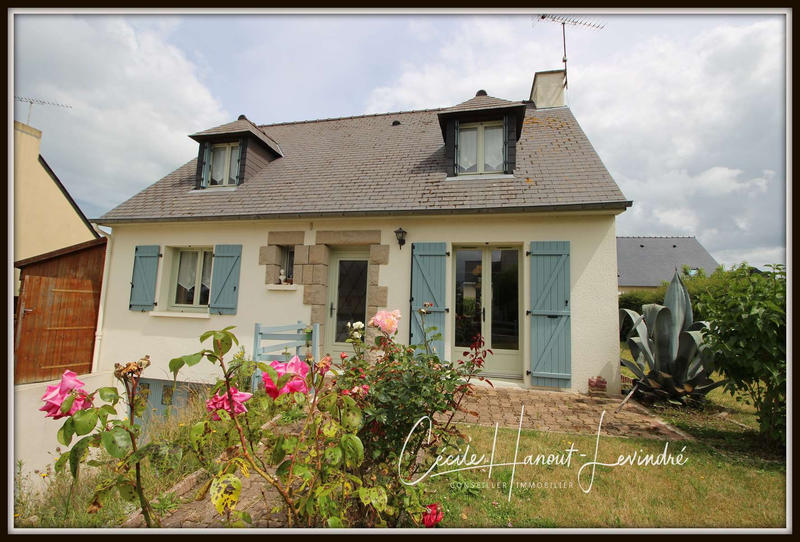 Maison - 98 m² - 6 pièces