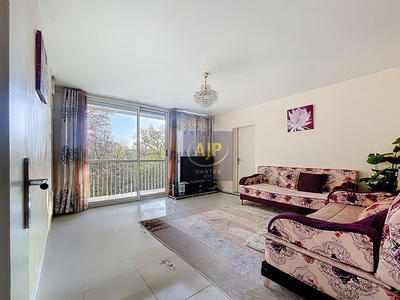 Appartement - 81 m² - 4 pièces