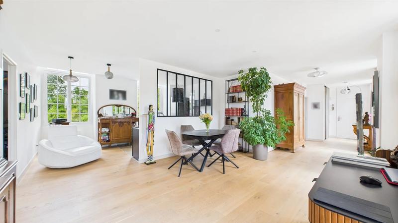 Appartement - 95 m² - 4 pièces