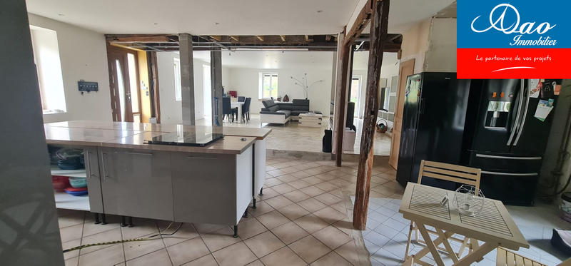 Maison - 200 m² - 5 pièces