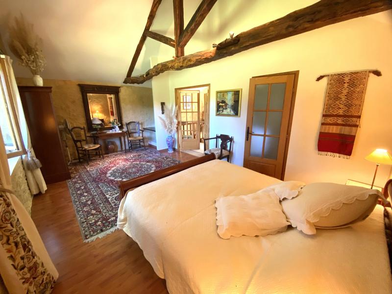 Maison traditionnelle - 163 m² - 7 pièces