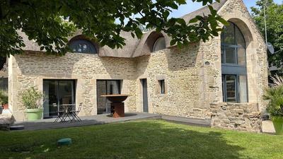 Demeure - 113 m² - 5 pièces