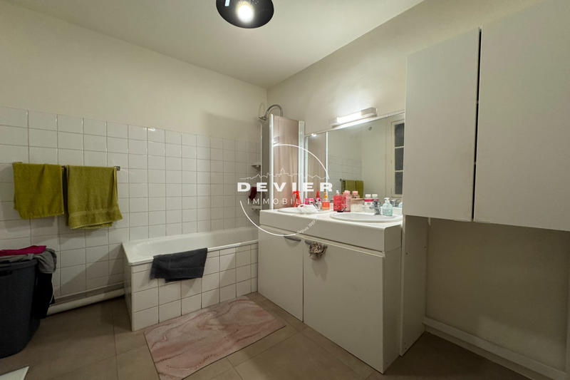 Appartement - 88 m² - 3 pièces