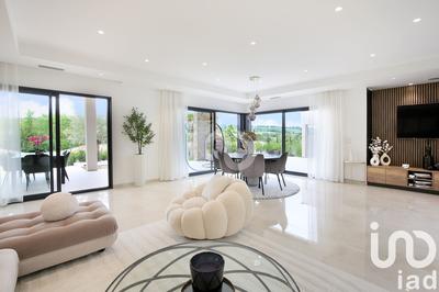 Maison de maîtres - 225 m² - 6 pièces