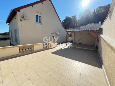 Maison - 115 m² - 6 pièces