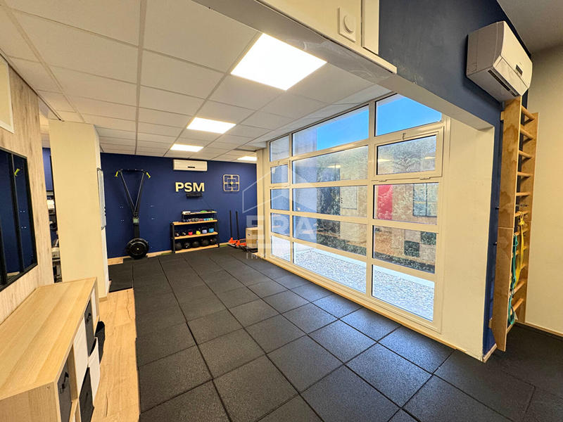 Fonds de commerce - 1 m²