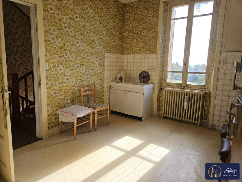 Maison ancienne - 238 m² - 9 pièces