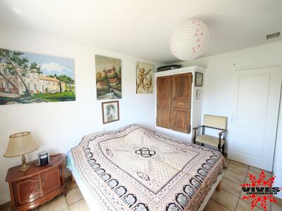 Villa - 185 m² - 3 pièces