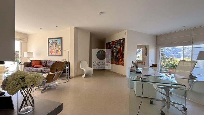 Maison - 172 m² - 6 pièces