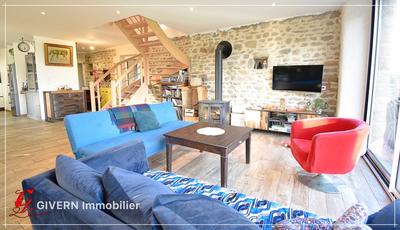 Maison ancienne - 192 m² - 7 pièces