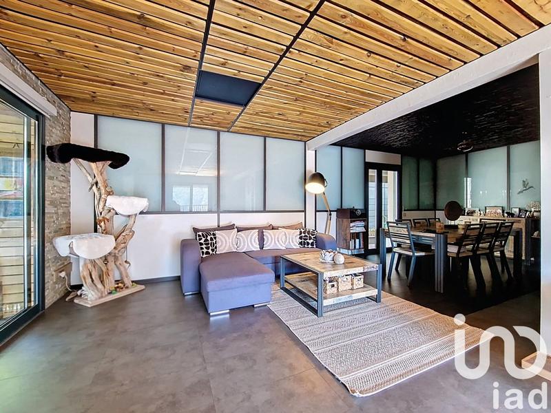 Maison - 183 m² - 7 pièces