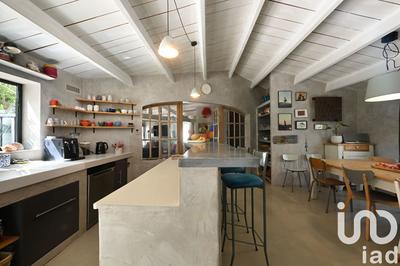 Maison - 196 m² - 5 pièces