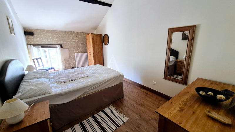 Maison - 291 m² - 10 pièces