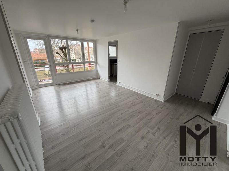 Appartement - 65 m² - 4 pièces