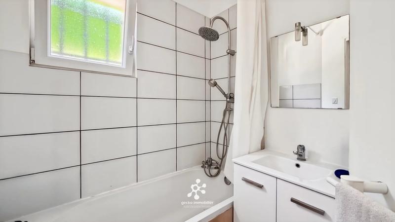 Maison - 147 m² - 6 pièces