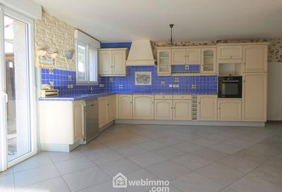 Maison - 104 m² - 4 pièces