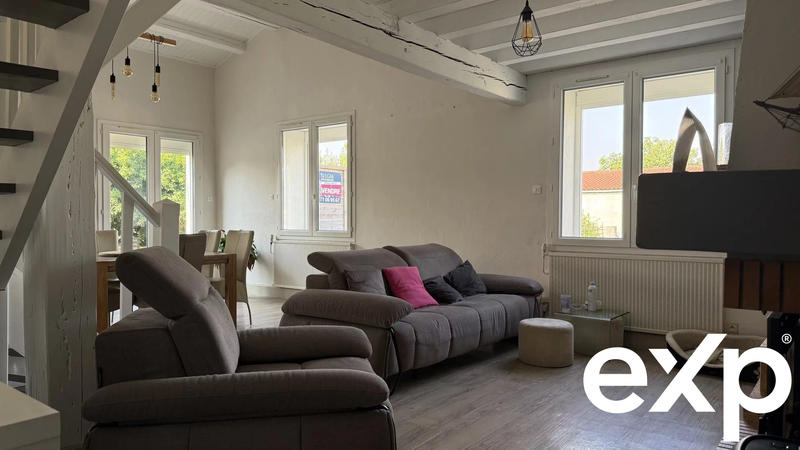 Maison - 307 m² - 10 pièces