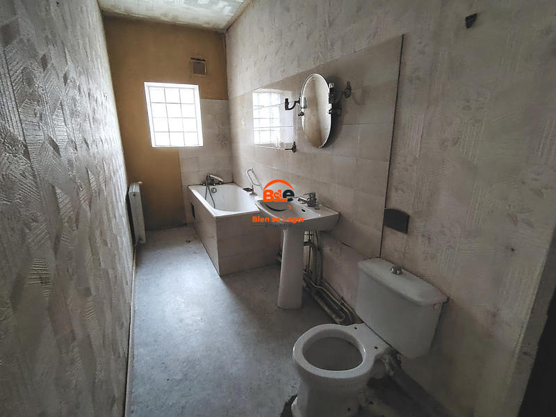 Maison - 160 m² - 5 pièces